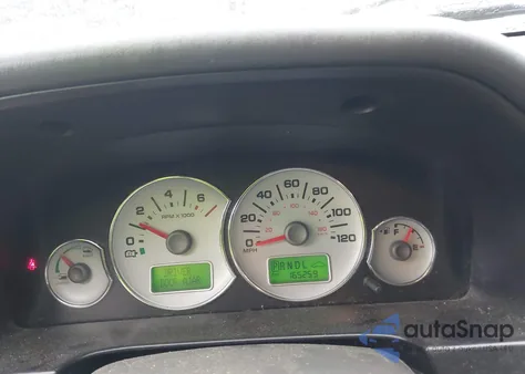 2005 Ford Escape Hybrid z USA, uszkodzony, nr VIN 1FMCU96H95KC81872